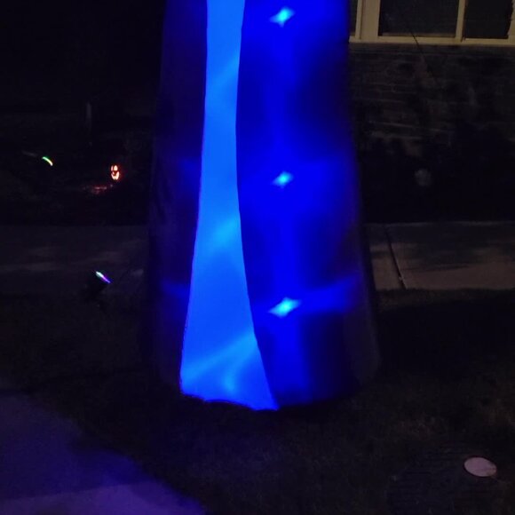 10FT Giant Halloween Inflatable Pumpkin Decoration LED Lights, Stakes & Sandbag - Picture 6 of 8